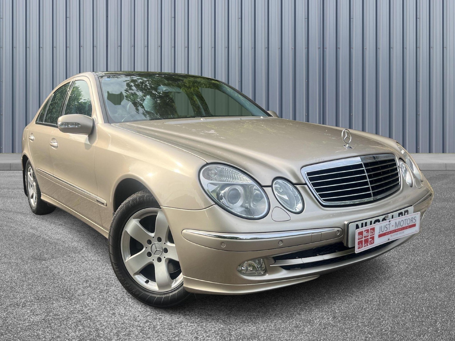 Used Mercedes-Benz E Class 2003 for sale - 76239501: Photo 1