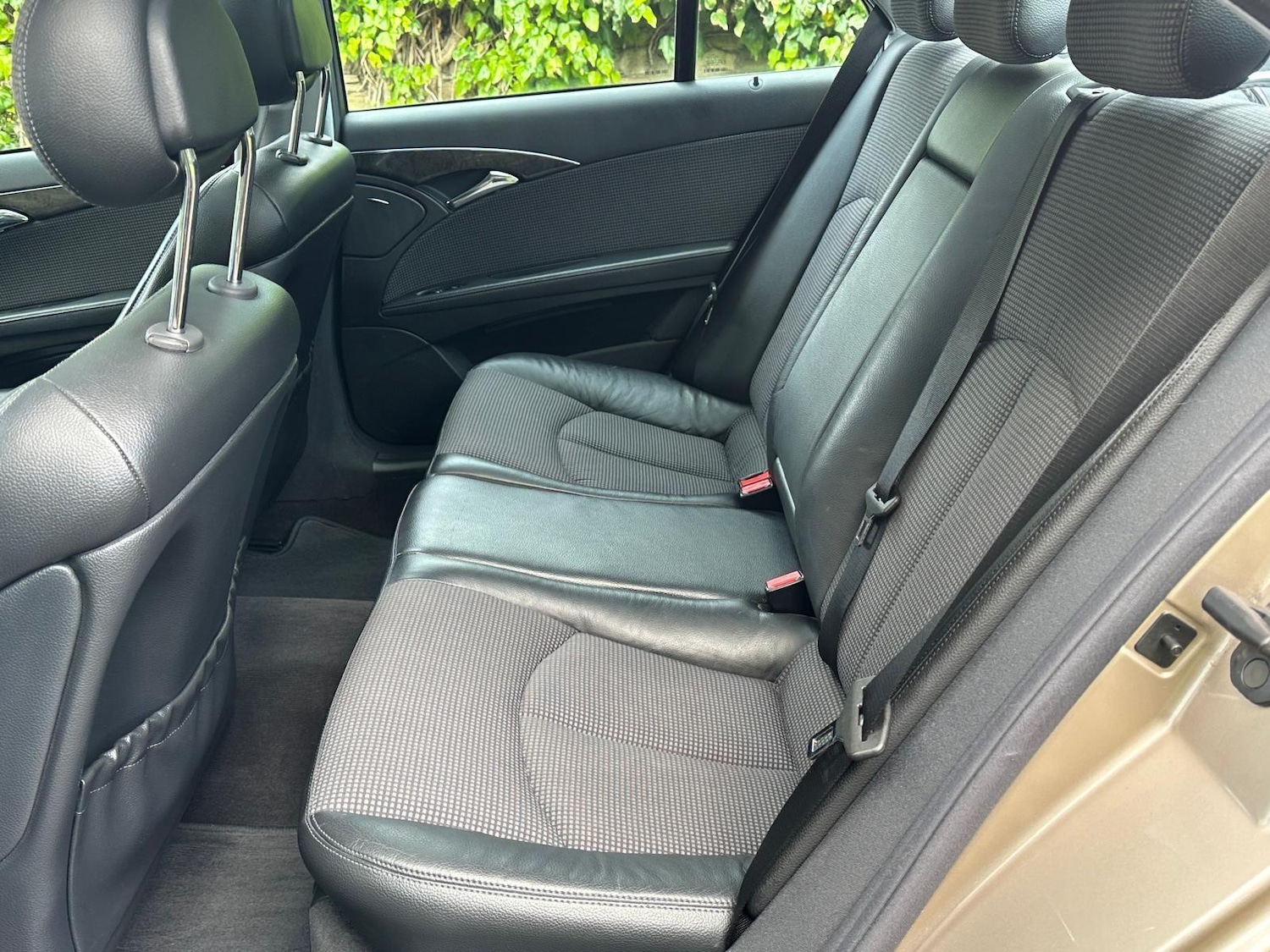 Used Mercedes-Benz E Class 2003 for sale - 76239501: Photo 17