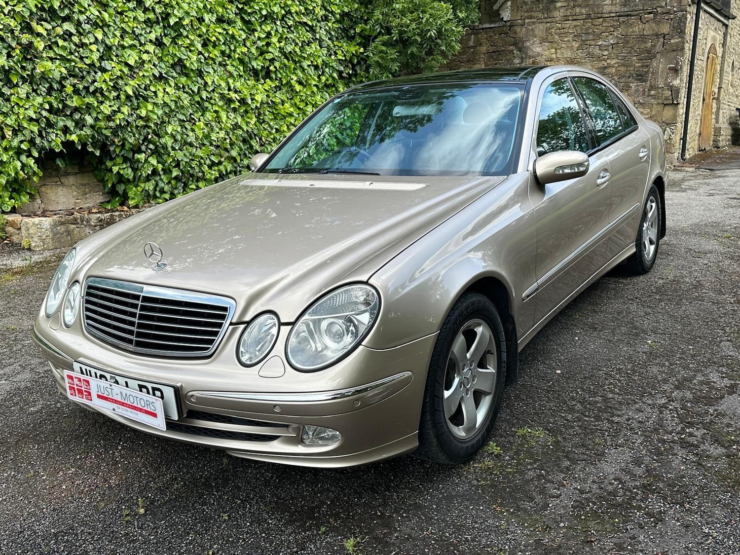 Used Mercedes-Benz E Class 2003 for sale - 76239501: Photo 42