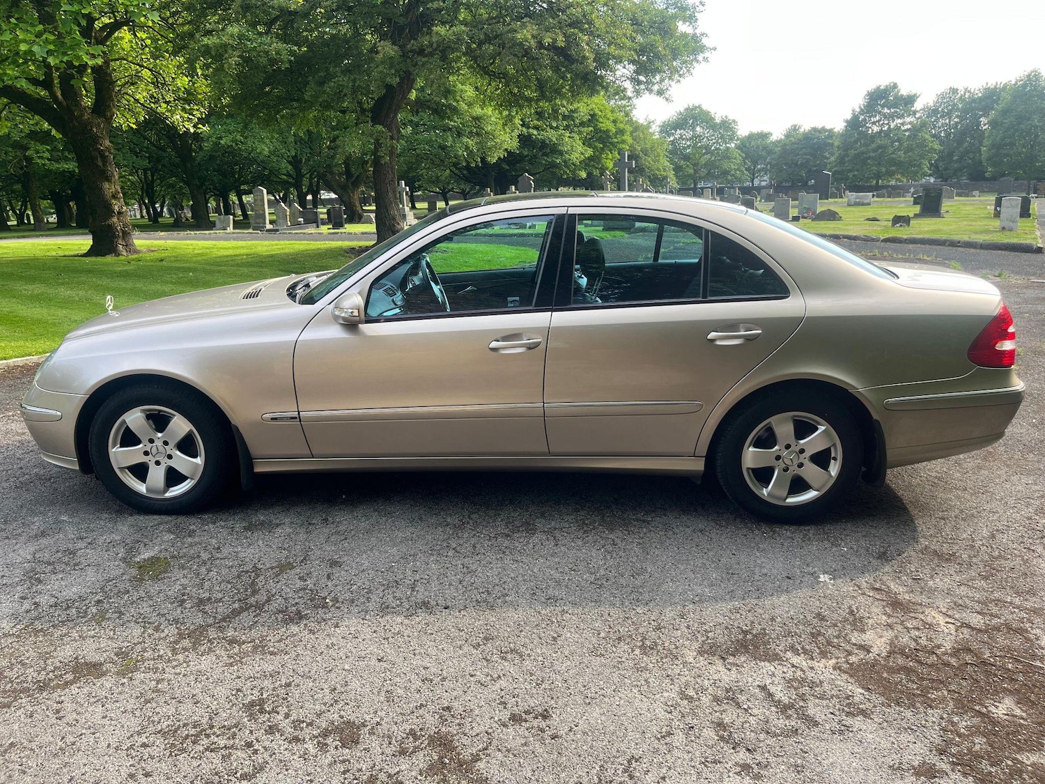 Used Mercedes-Benz E Class 2003 for sale - 76239501: Photo 43