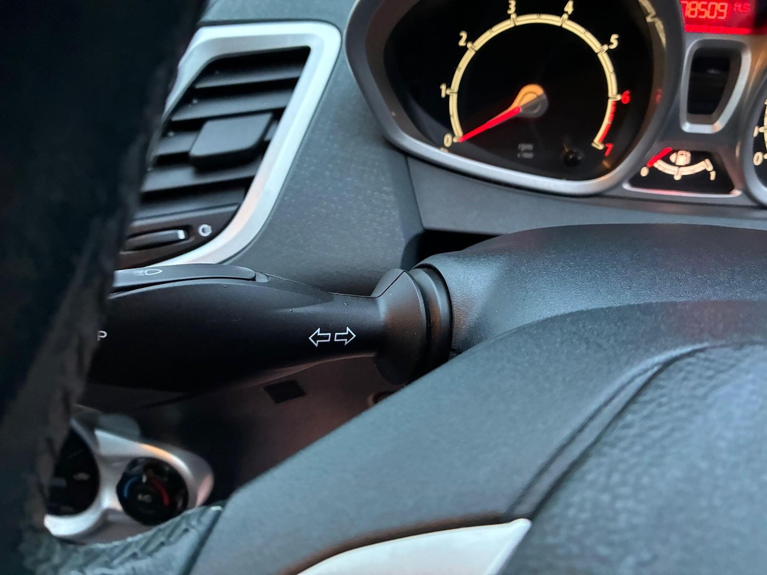 Used Ford Fiesta 2009 for sale - 77564653: Photo 29