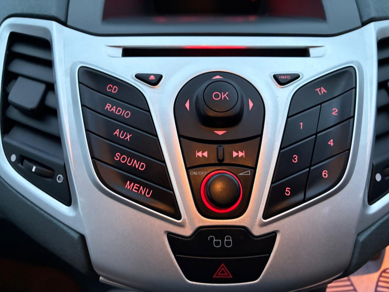 Used Ford Fiesta 2009 for sale - 77564653: Photo 36