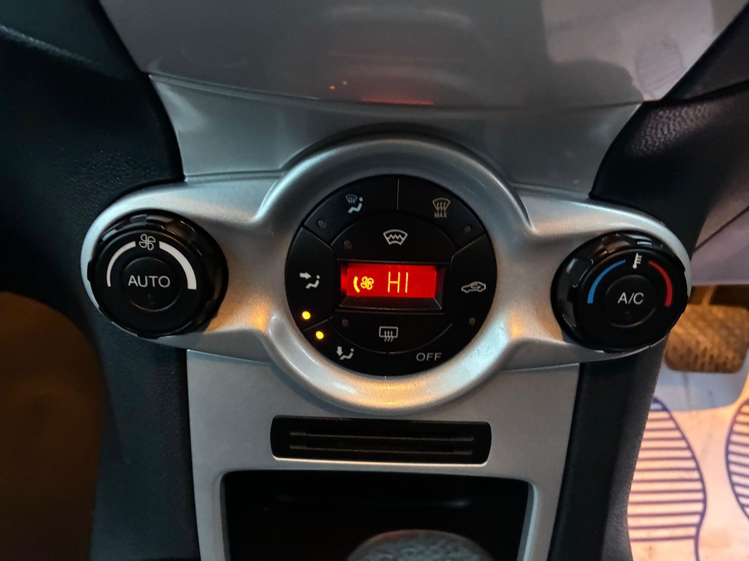 Used Ford Fiesta 2009 for sale - 77564653: Photo 37