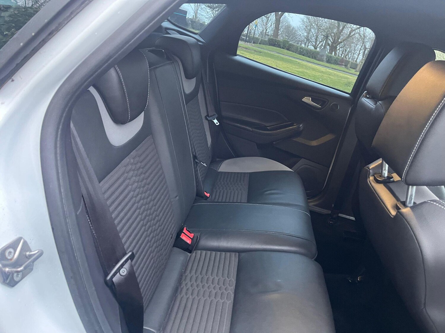 Used Ford Focus 2013 for sale - 77376923: Photo 23