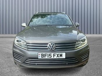 Used Volkswagen Touareg 2015 for sale - 79116968: Photo