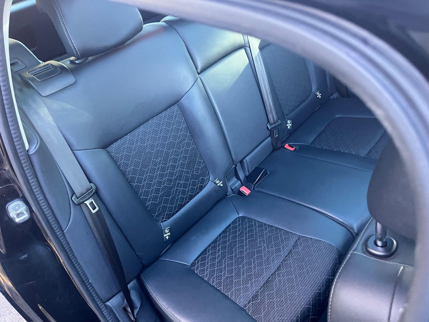 Used Peugeot 3008 2015 for sale - 77081886: Photo 20