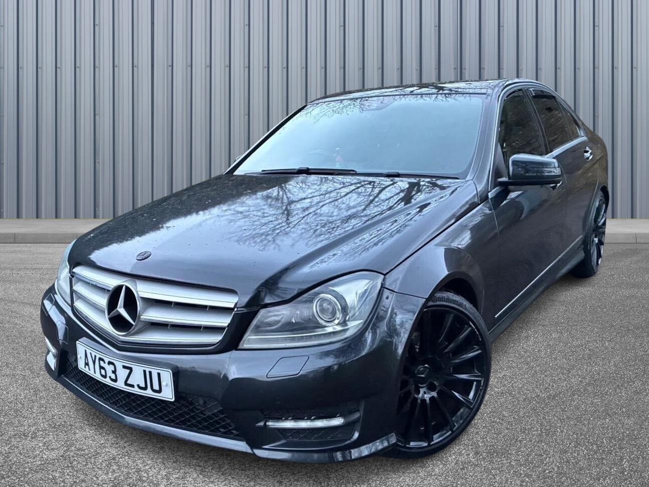 Used Mercedes-Benz C Class 2013 for sale - 77626087: Photo 3