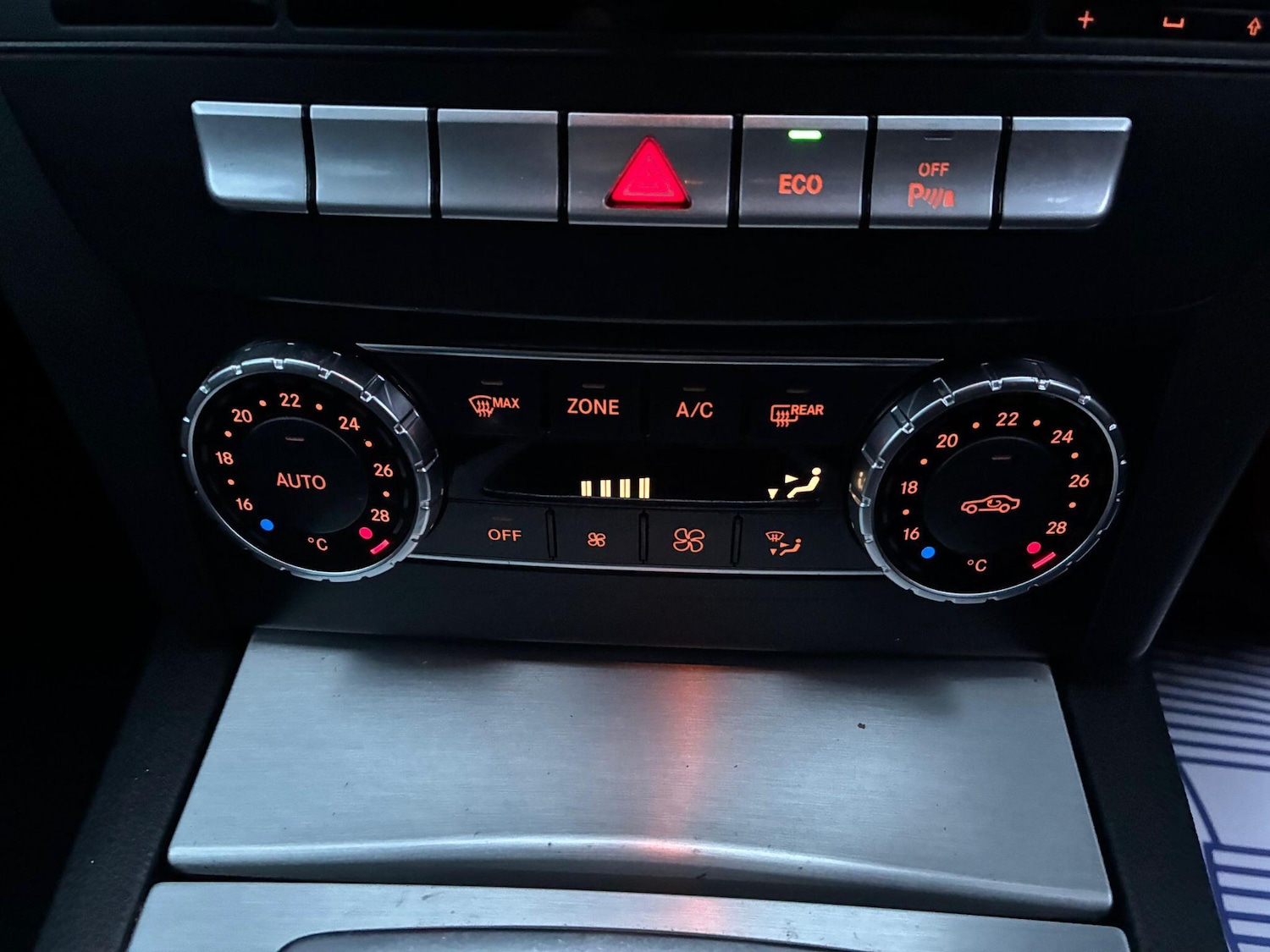 Used Mercedes-Benz C Class 2013 for sale - 77626087: Photo 42