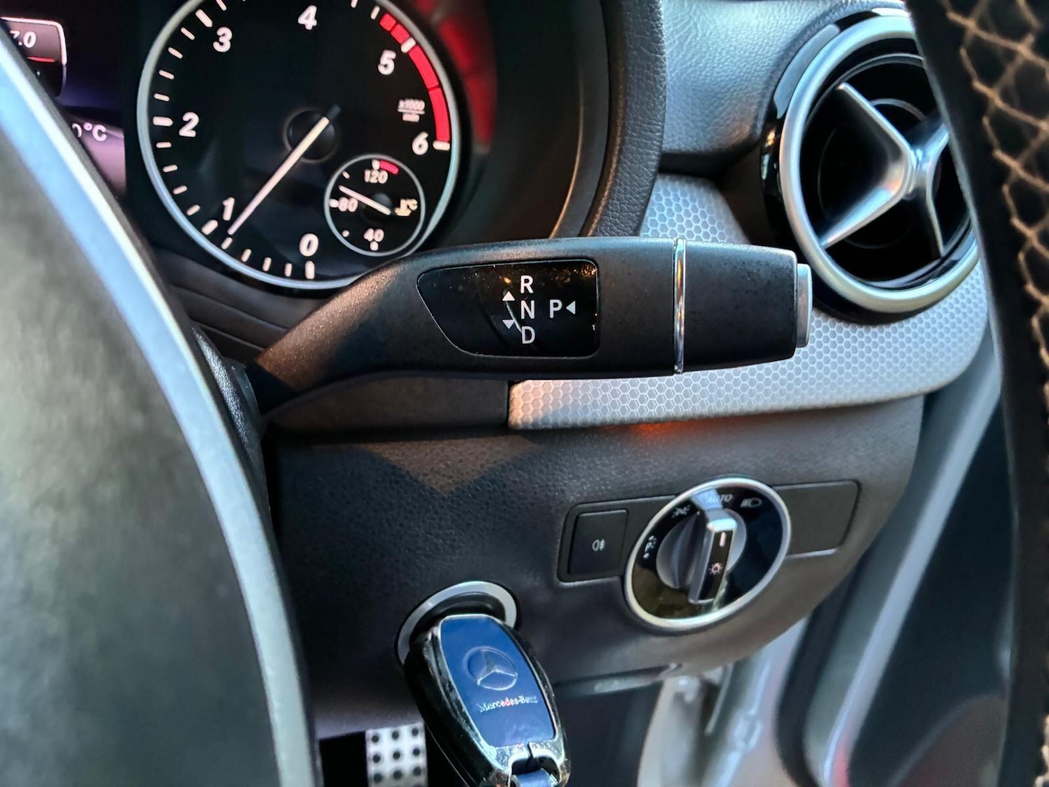 Used Mercedes-Benz B Class for sale - 77705333: Photo 35