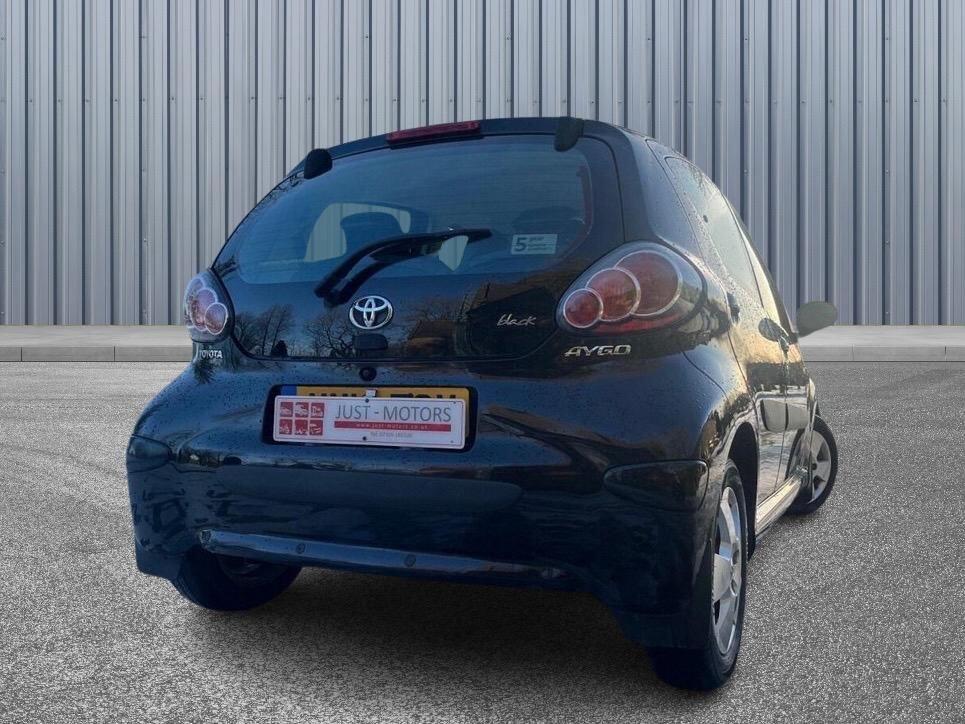 Used Toyota AYGO 2010 for sale - 77119935: Photo 6