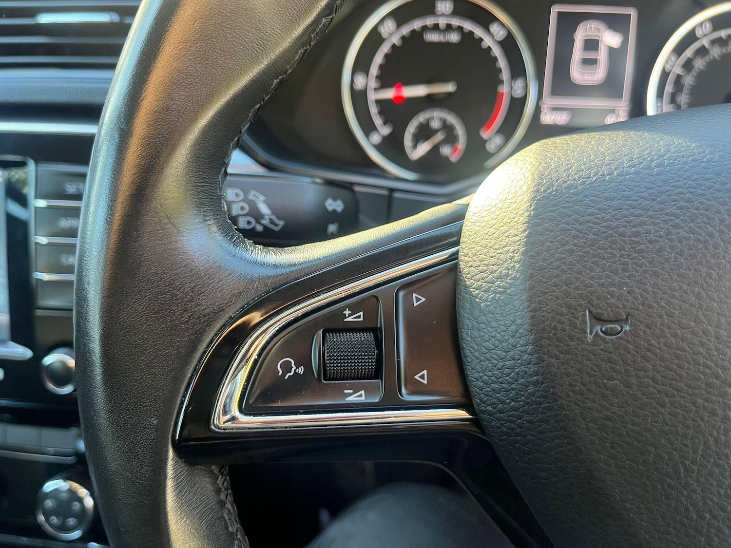 Used Skoda Superb 2018 for sale - 77162759: Photo 28