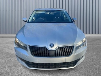 Used Skoda Superb 2018 for sale - 77162759: Photo
