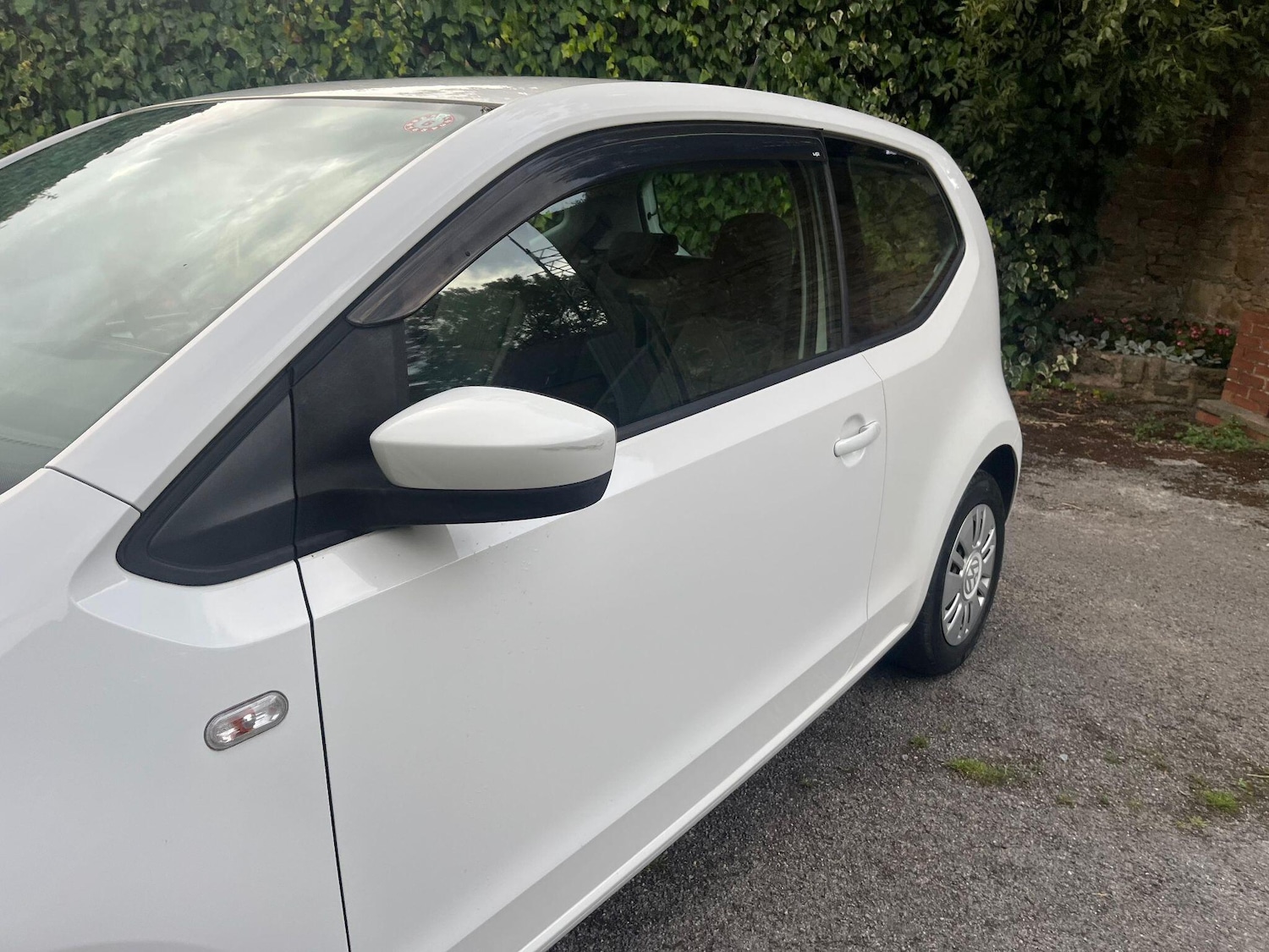 Used Volkswagen up! for sale - 76440324: Photo 41