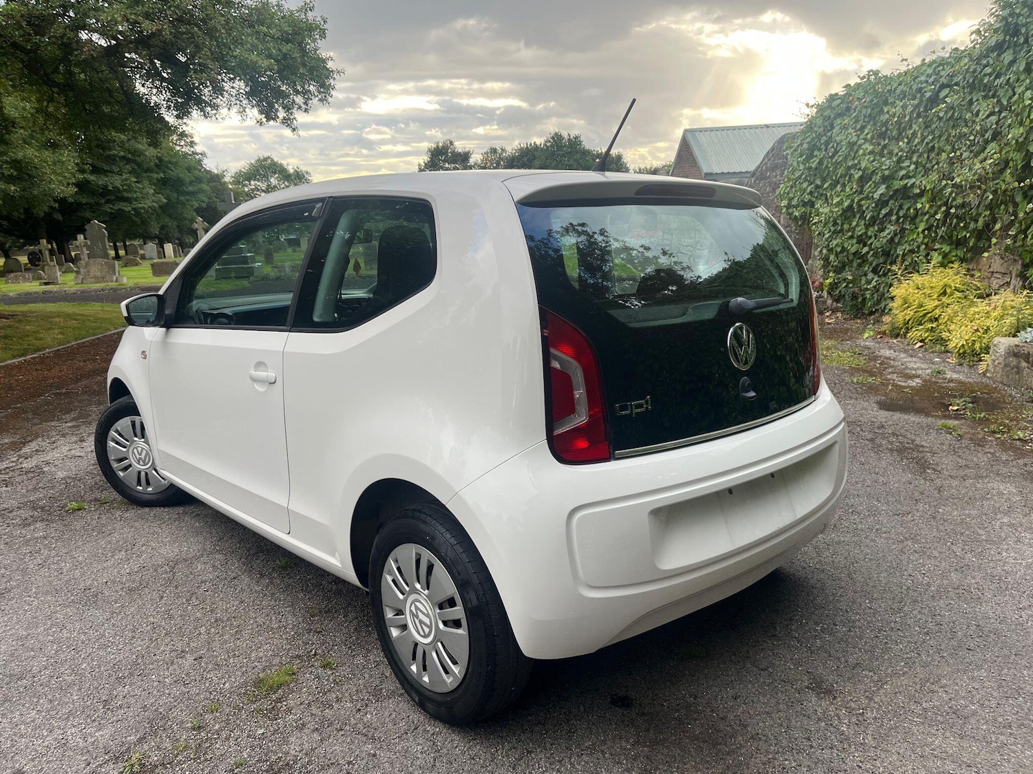 Used Volkswagen up! for sale - 76440324: Photo 51