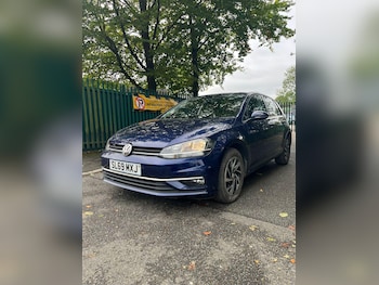 Used Volkswagen Golf 2019 for sale - 76424806: Photo