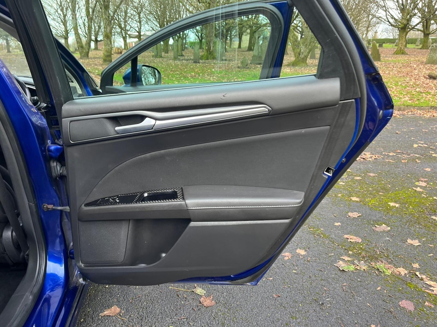 Used Ford Mondeo 2015 for sale - 76700730: Photo 37