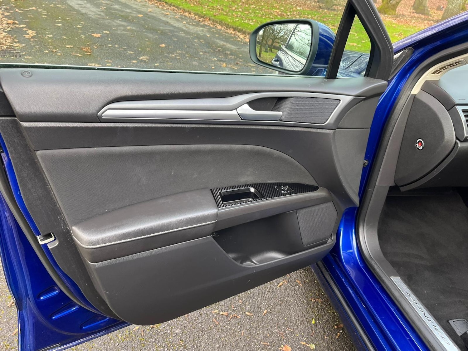 Used Ford Mondeo 2015 for sale - 76700730: Photo 39