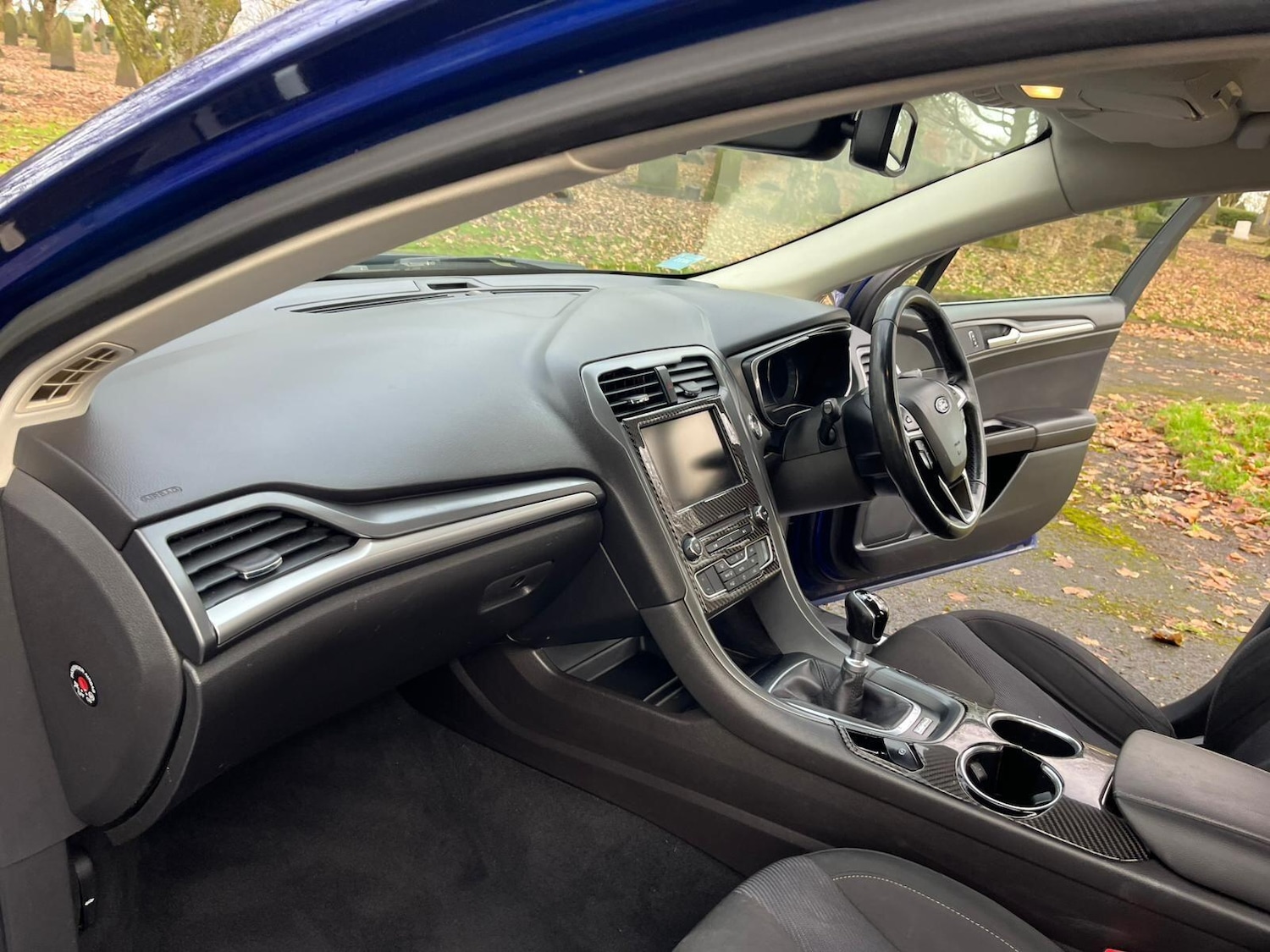 Used Ford Mondeo 2015 for sale - 76700730: Photo 40