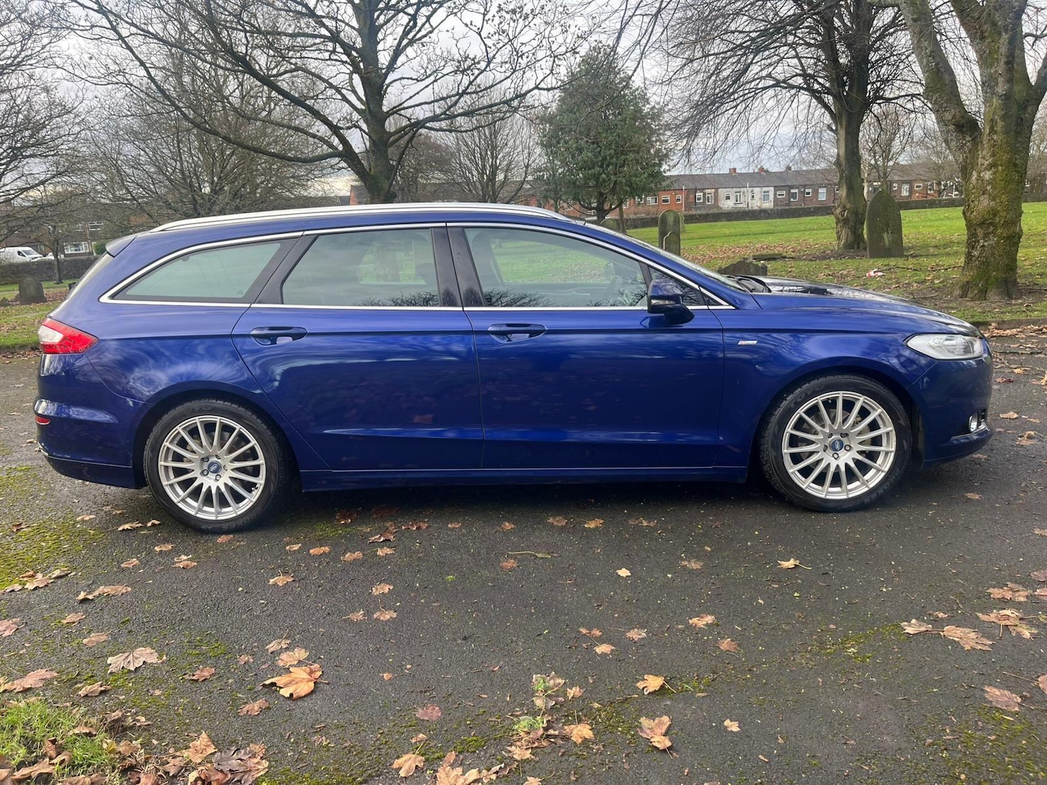 Used Ford Mondeo 2015 for sale - 76700730: Photo 64