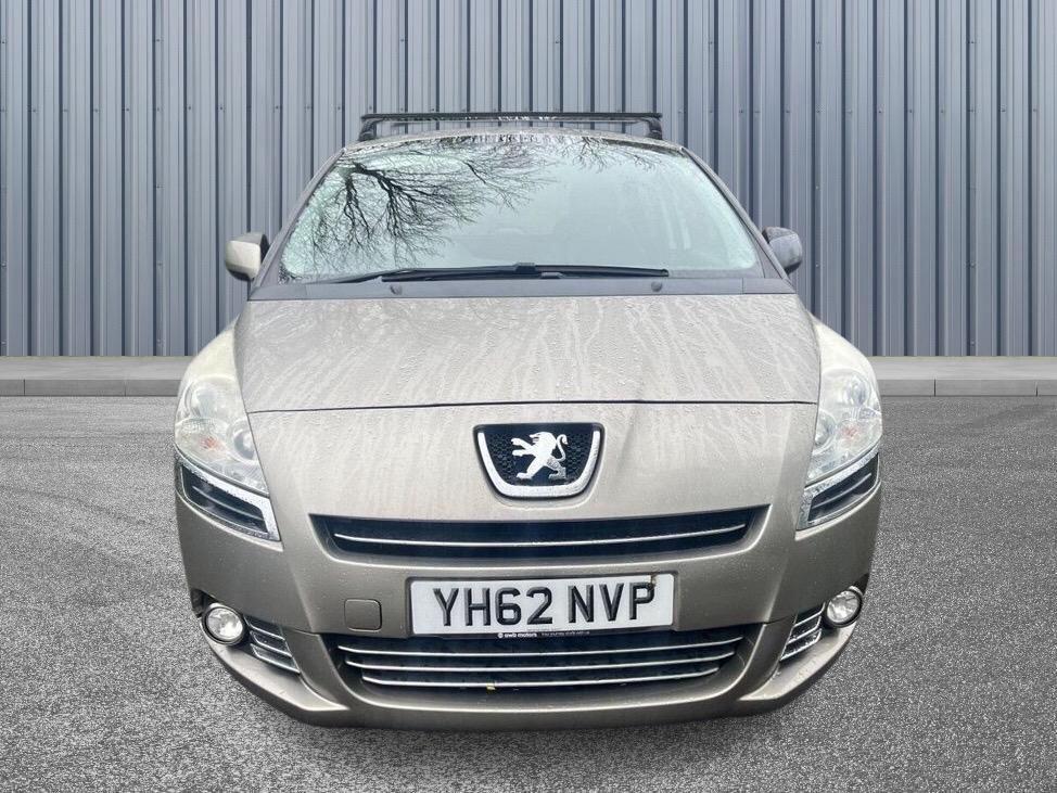 Used Peugeot 5008 2013 for sale - 78047509: Photo 2