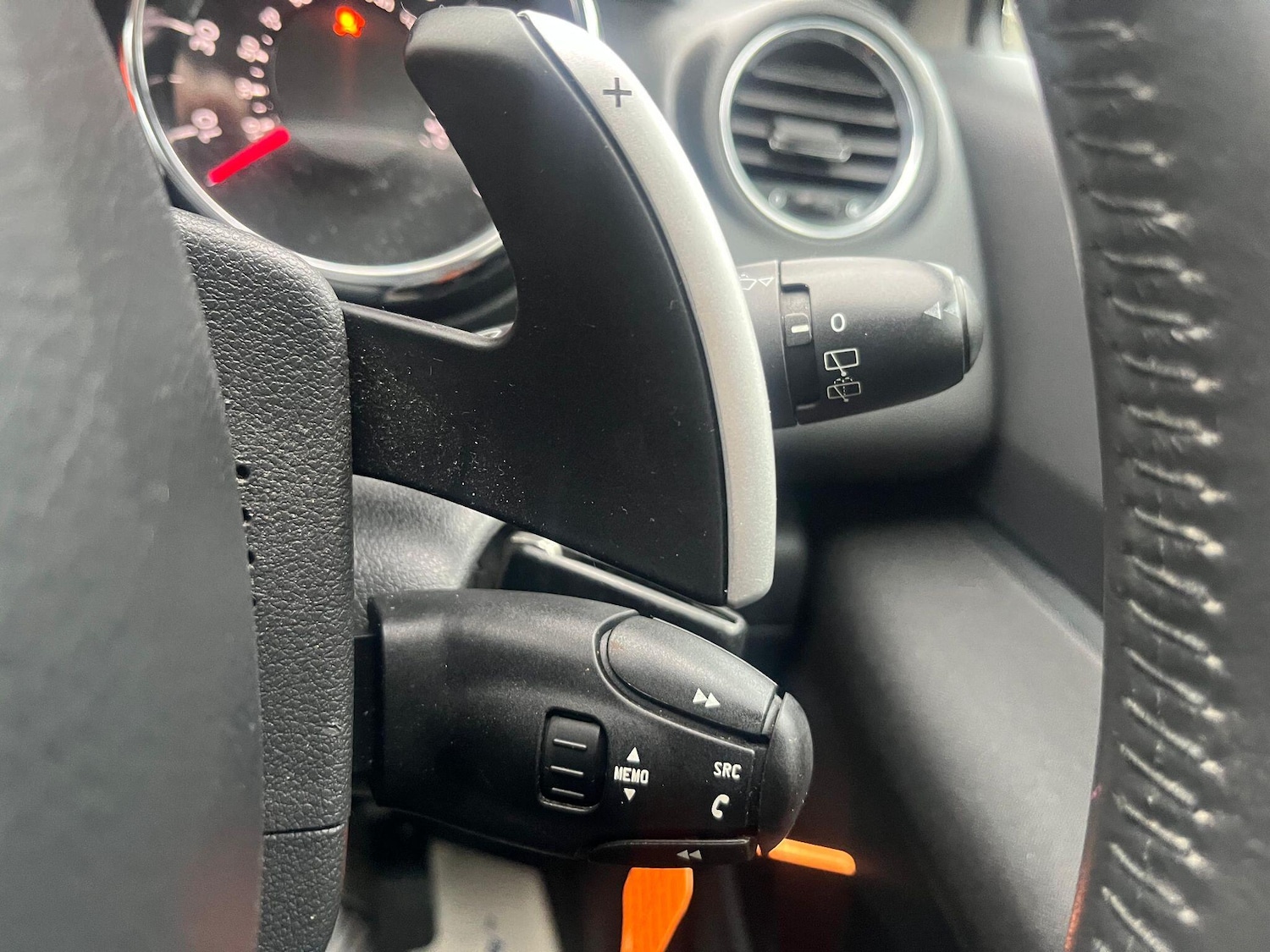 Used Peugeot 5008 2013 for sale - 78047509: Photo 32