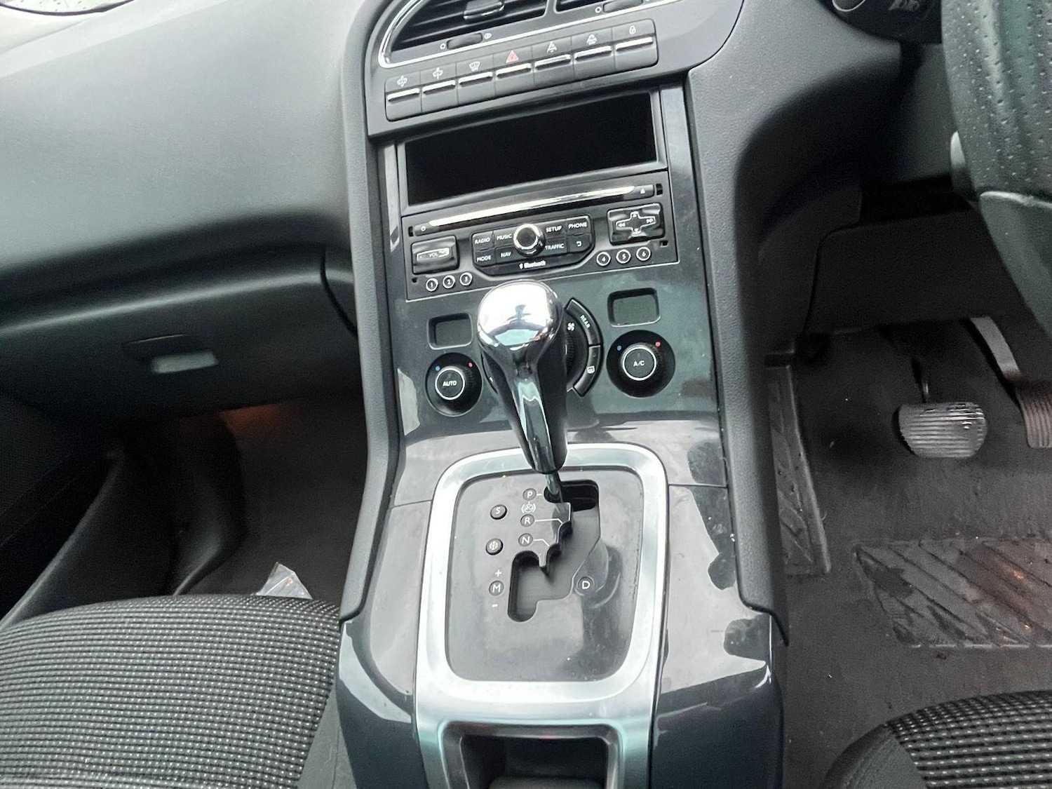 Used Peugeot 5008 2014 for sale - 76887430: Photo 12