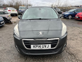 Used Peugeot 5008 2014 for sale - 76887430: Photo