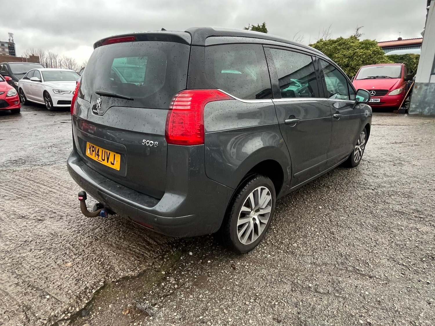 Used Peugeot 5008 2014 for sale - 76887430: Photo 6