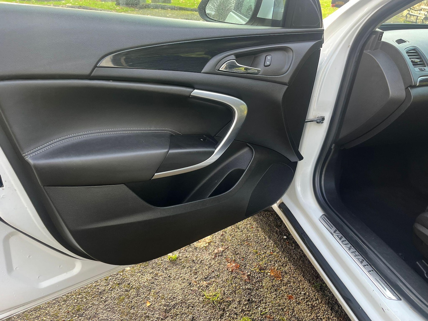 Used Vauxhall Insignia 2015 for sale - 76990663: Photo 11