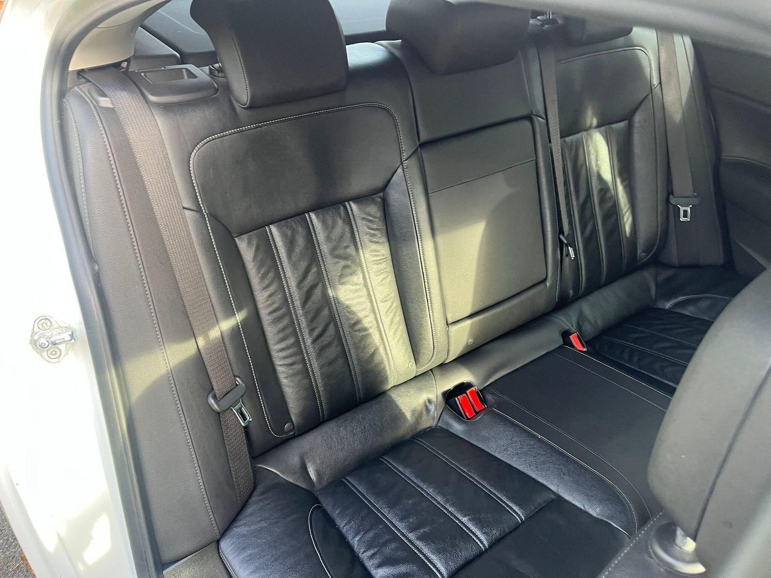 Used Vauxhall Insignia 2015 for sale - 76990663: Photo 20