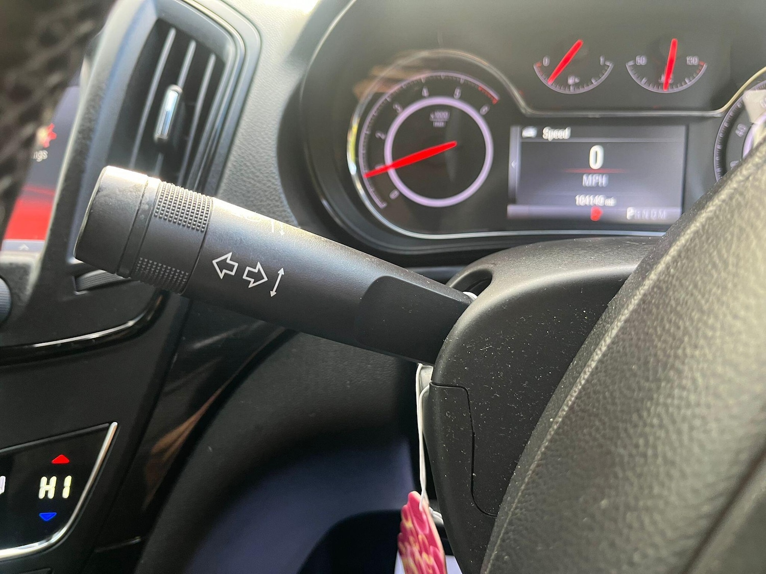 Used Vauxhall Insignia 2015 for sale - 76990663: Photo 32