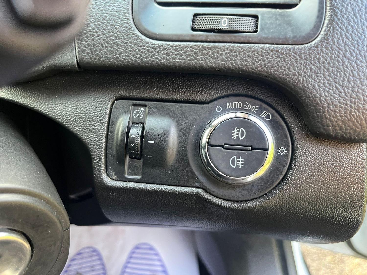 Used Vauxhall Insignia 2015 for sale - 76990663: Photo 37