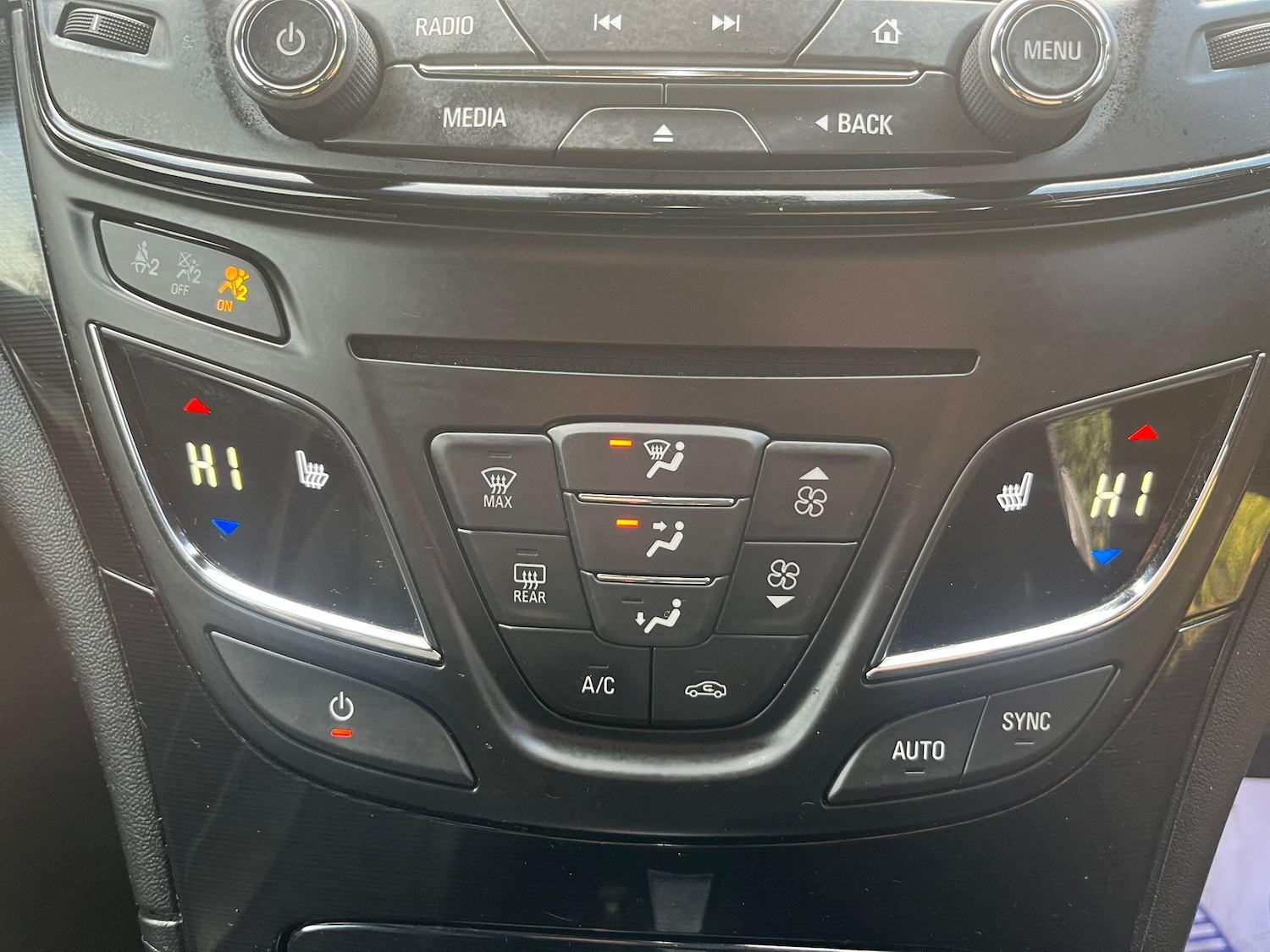 Used Vauxhall Insignia 2015 for sale - 76990663: Photo 43