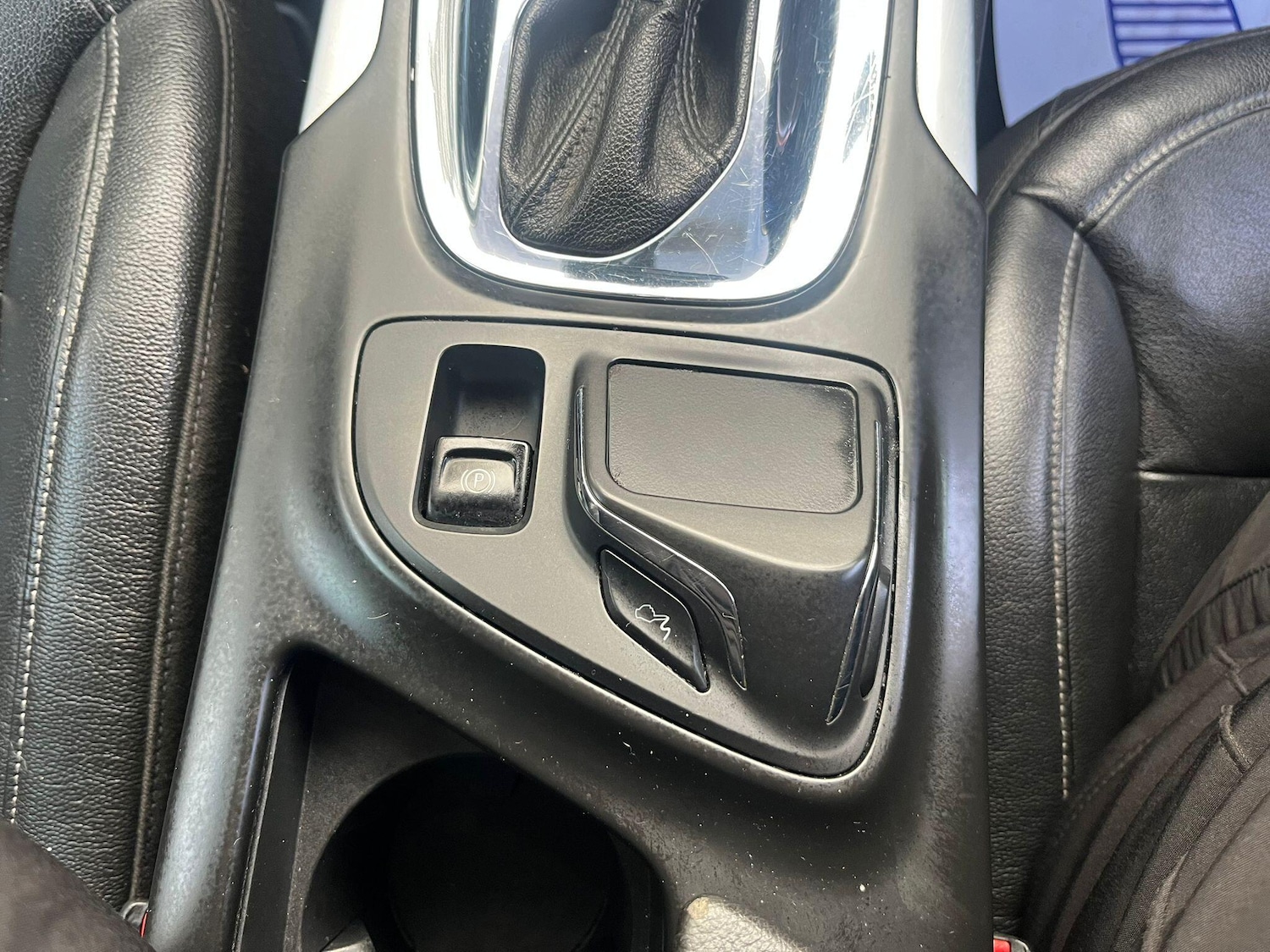 Used Vauxhall Insignia 2015 for sale - 76990663: Photo 45