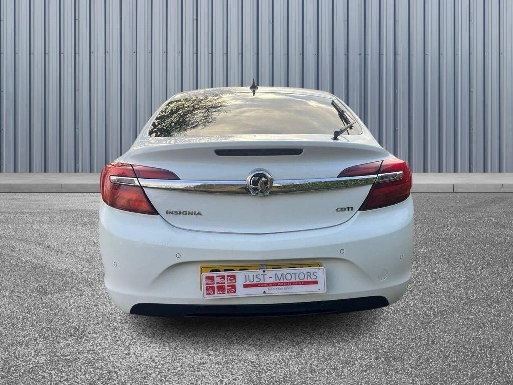 Used Vauxhall Insignia 2015 for sale - 76990663: Photo 5