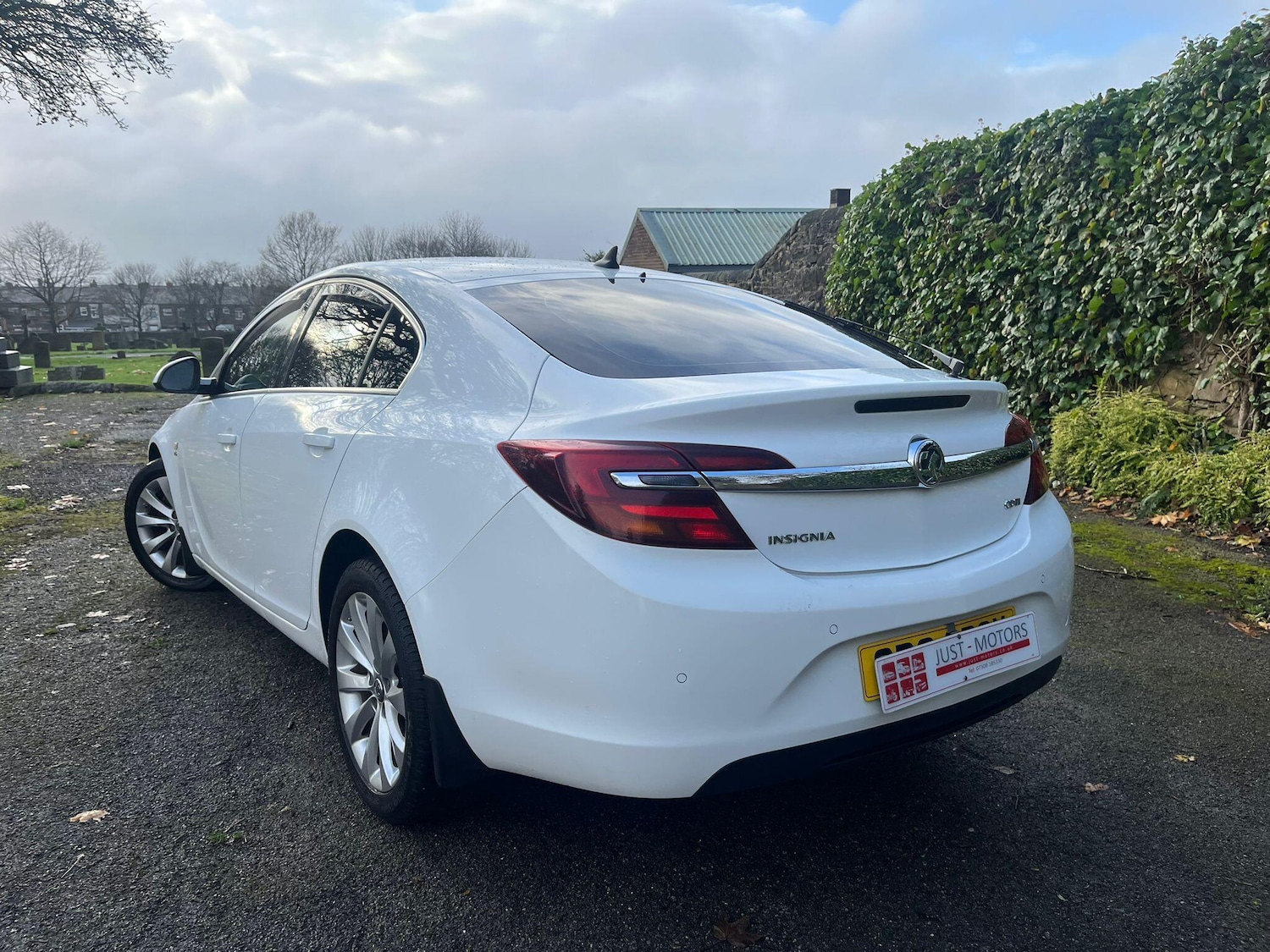 Used Vauxhall Insignia 2015 for sale - 76990663: Photo 64