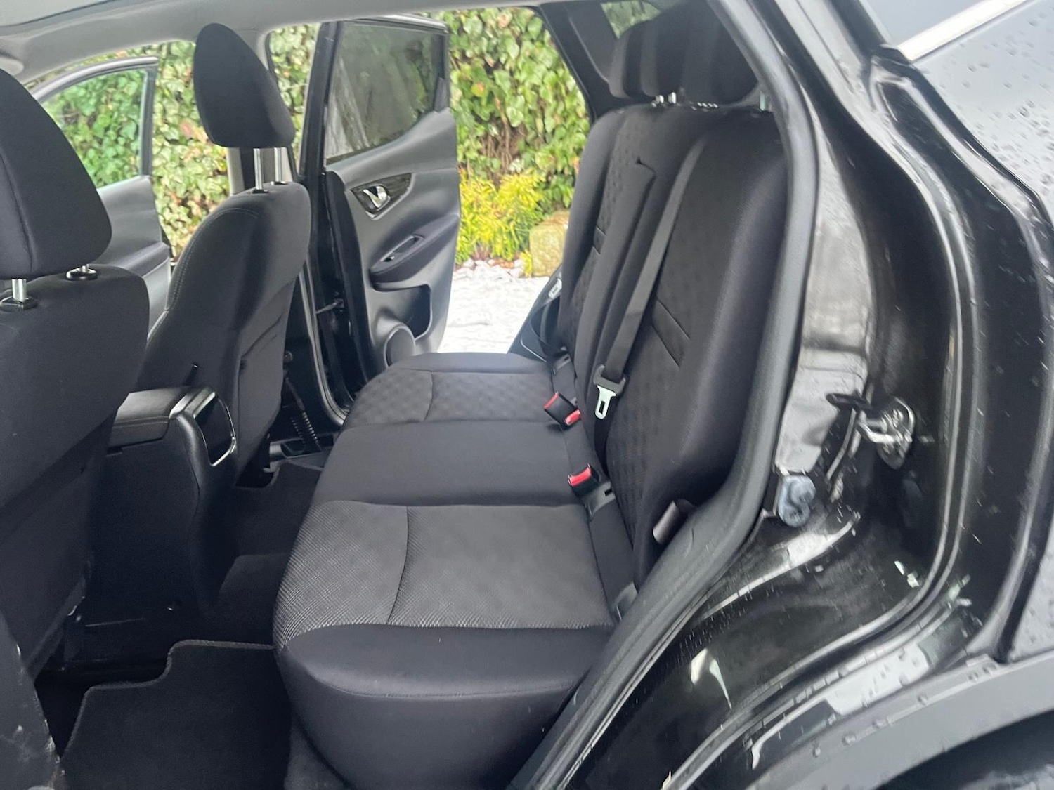 Used Nissan Qashqai 2015 for sale - 77142921: Photo 15