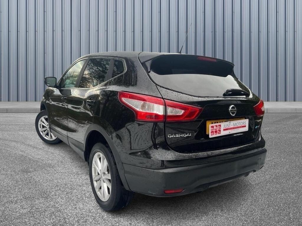 Used Nissan Qashqai 2015 for sale - 77142921: Photo 4