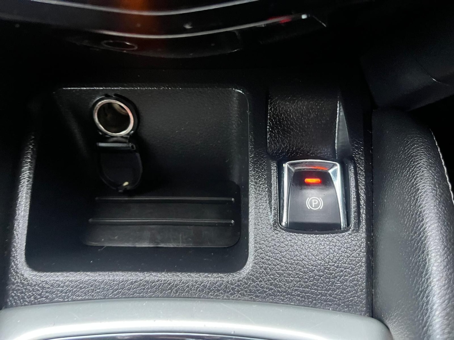 Used Nissan Qashqai 2015 for sale - 77142921: Photo 43