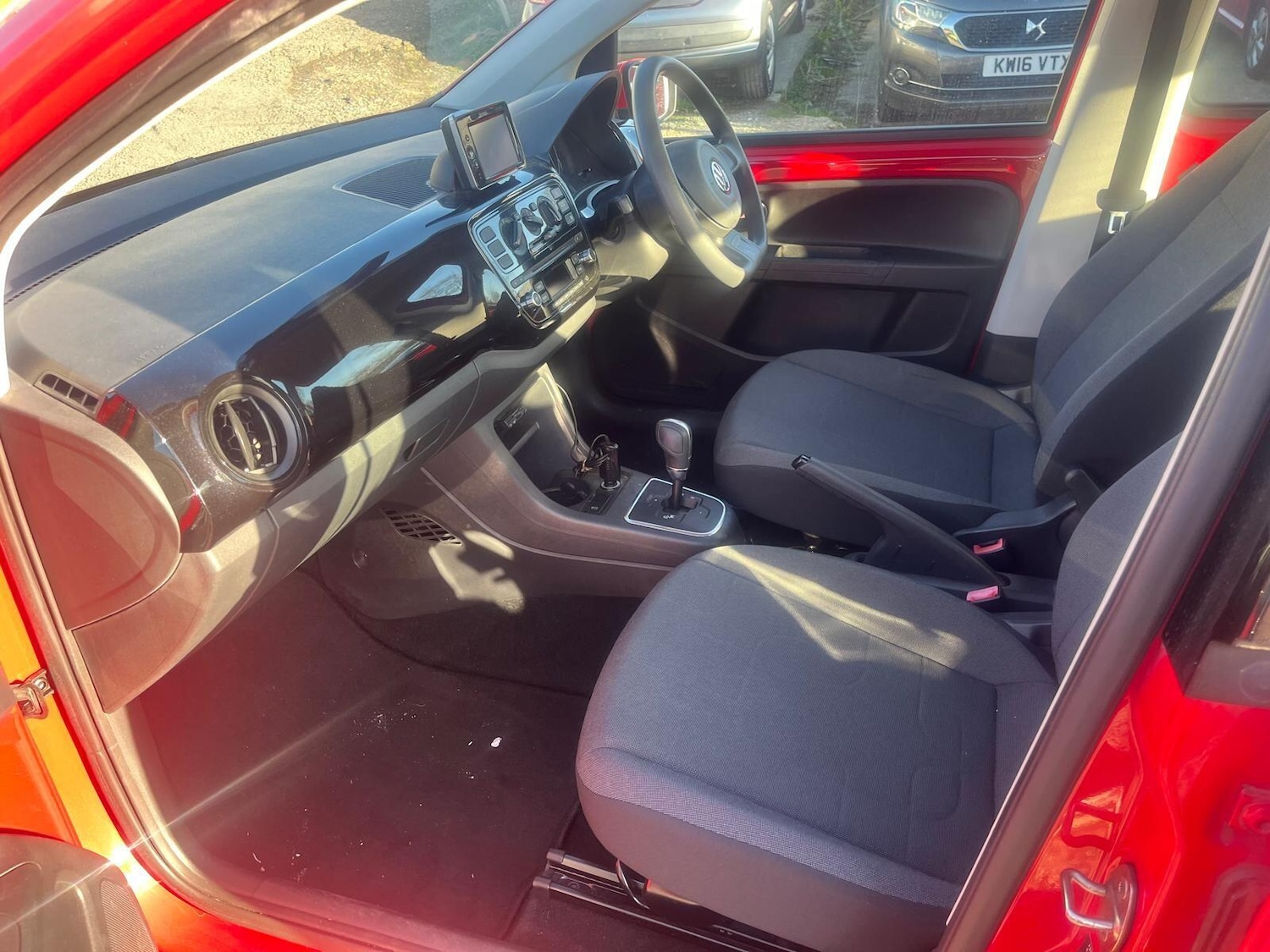 Used Volkswagen up! for sale - 77925107: Photo 9