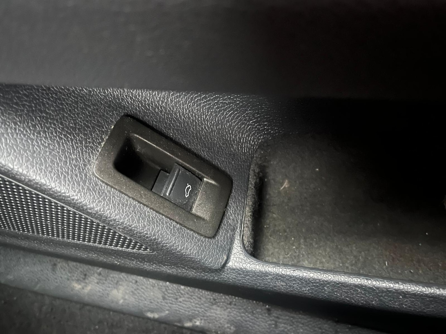 Used Volkswagen Scirocco 2013 for sale - 77853979: Photo 17