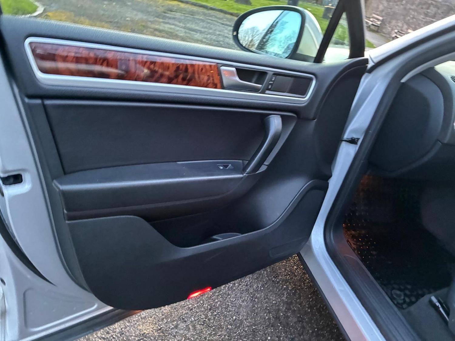 Used Volkswagen Touareg 2013 for sale - 77705604: Photo 11