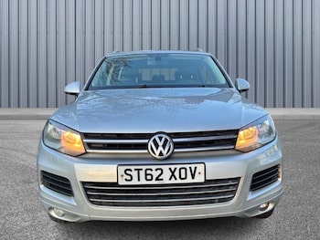 Used Volkswagen Touareg 2013 for sale - 77705604: Photo