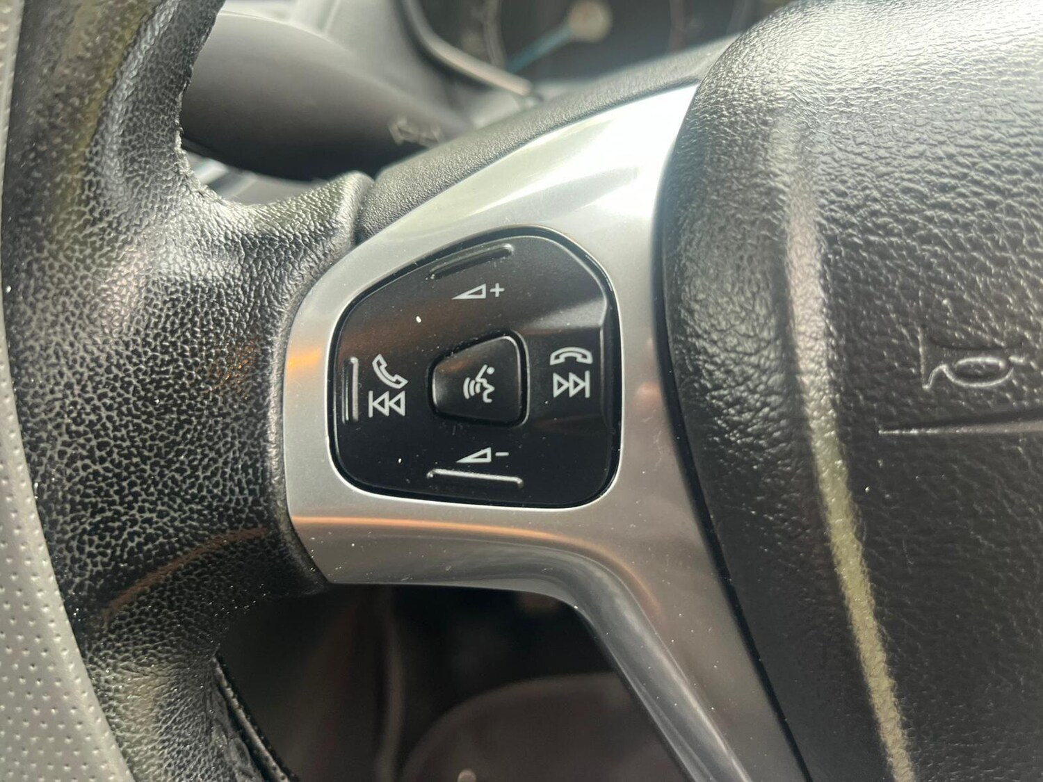 Used Ford Fiesta 2013 for sale - 76043228: Photo 25