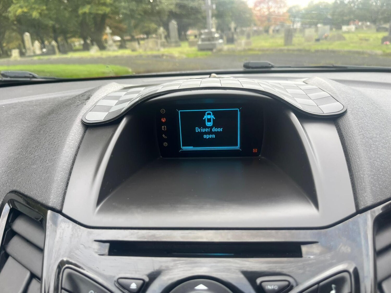 Used Ford Fiesta 2013 for sale - 76043228: Photo 32