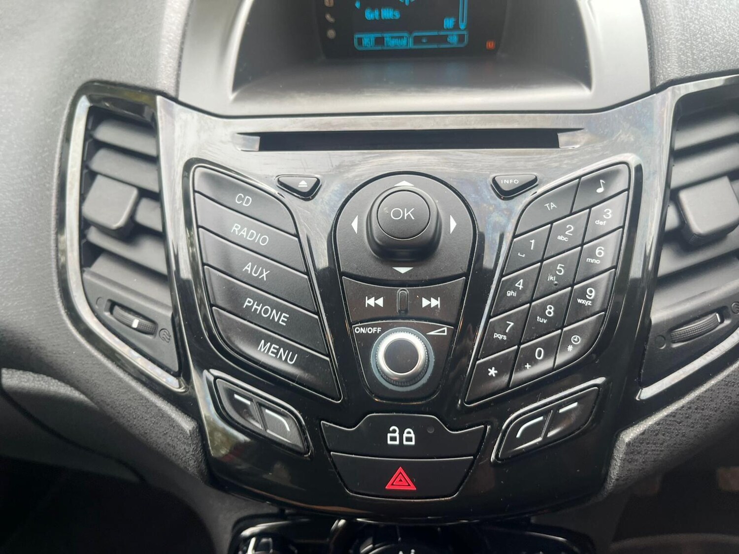 Used Ford Fiesta 2013 for sale - 76043228: Photo 33