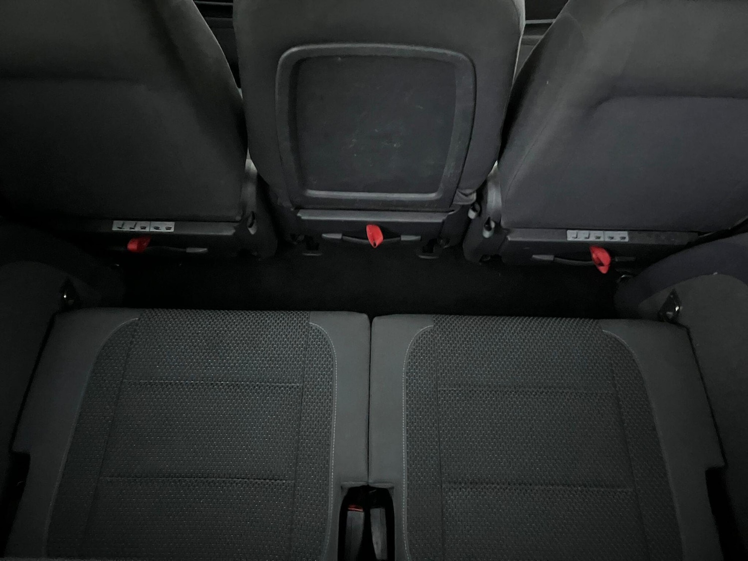 Used Volkswagen Touran 2012 for sale - 76752450: Photo 19