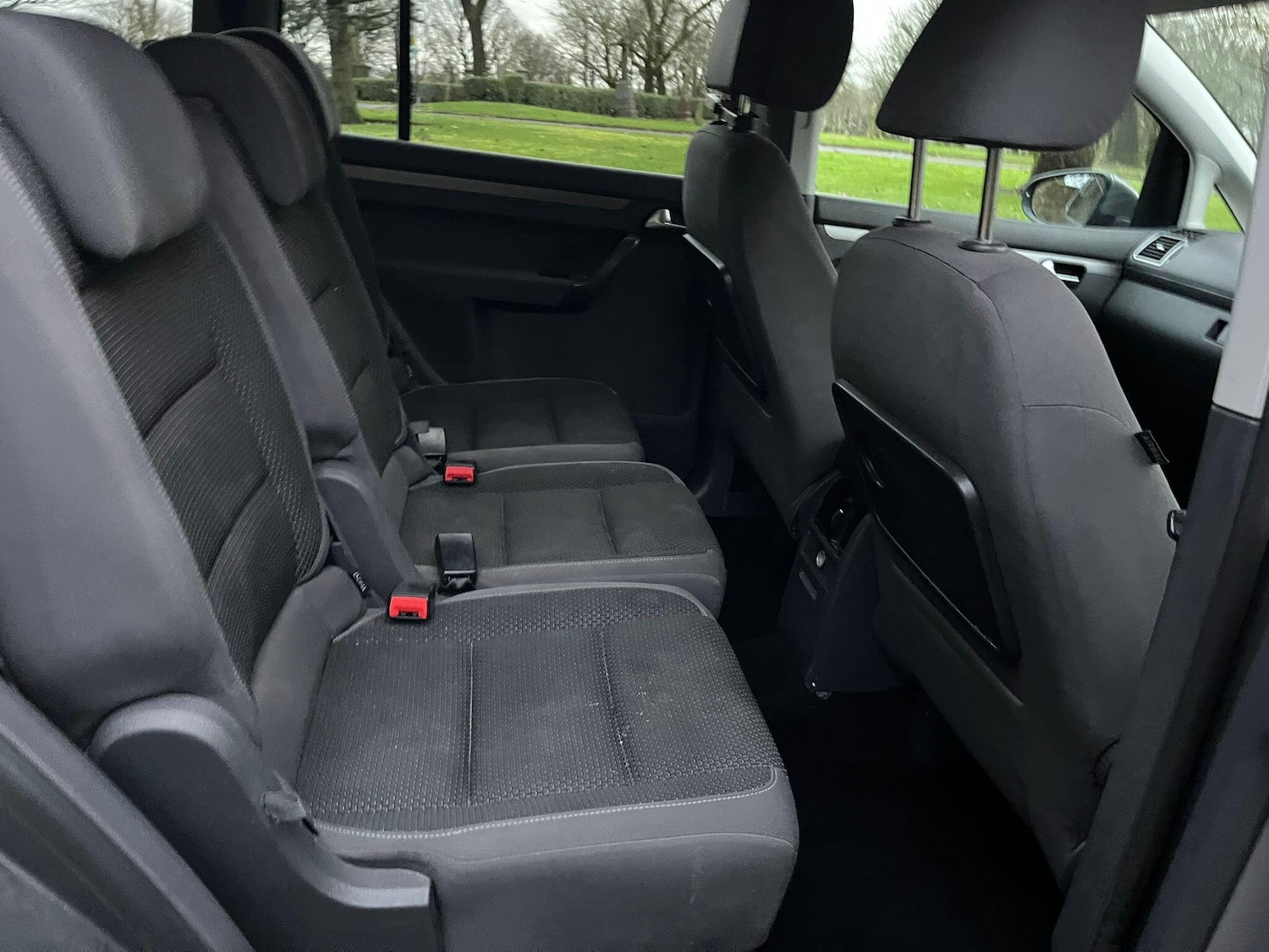 Used Volkswagen Touran 2012 for sale - 76752450: Photo 24