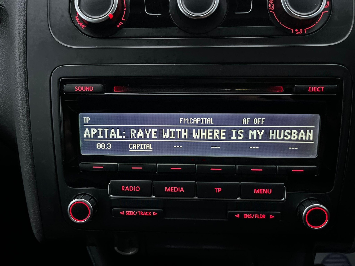 Used Volkswagen Touran 2012 for sale - 76752450: Photo 41