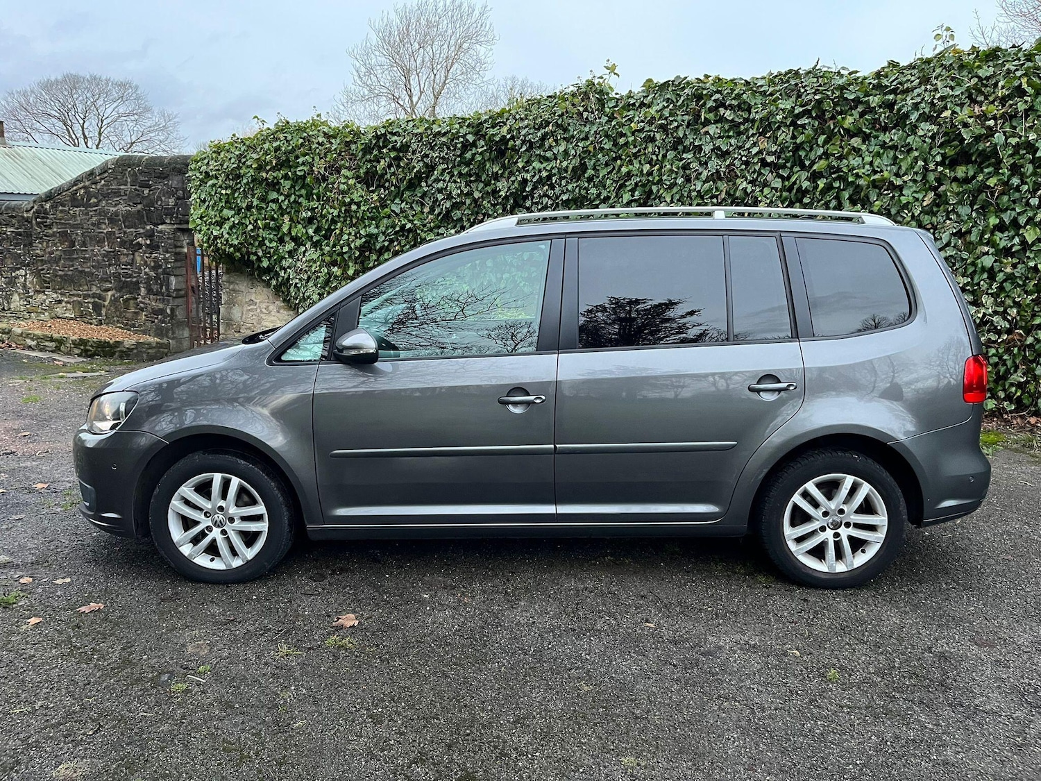 Used Volkswagen Touran 2012 for sale - 76752450: Photo 59